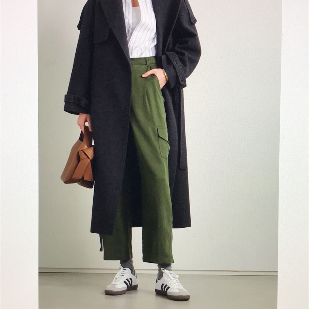 Reformation cropped cargo pants 2 - Picture 2 of 10